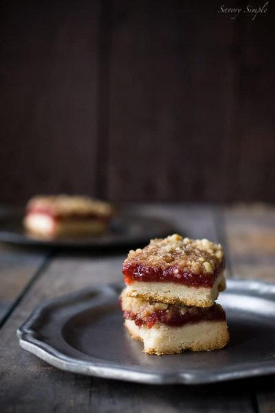 strawberry-crumb-bars
