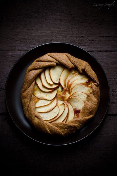Apple-Cheddar-Galette