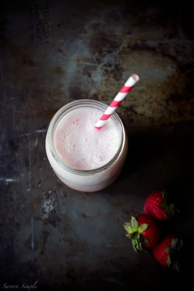 Macadamia-Nut-Milk